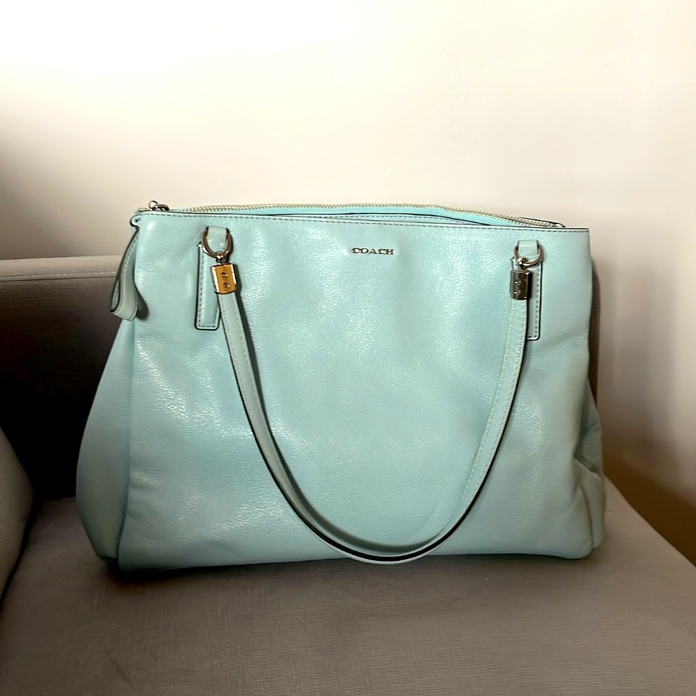 Coach baby blue handbag (never used)